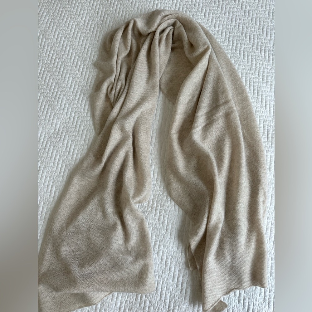 Allude Cream 100% Cashmere Scarf